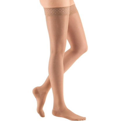 Mediven Sheer & Soft Women's Thigh High 15-20 mmHg w/ Lace Top Band, Natural