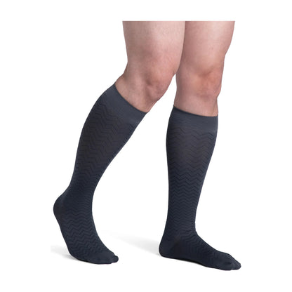 Sigvaris Microfiber Patterns Men's Knee High 20-30 mmHg, Graphite Chevron