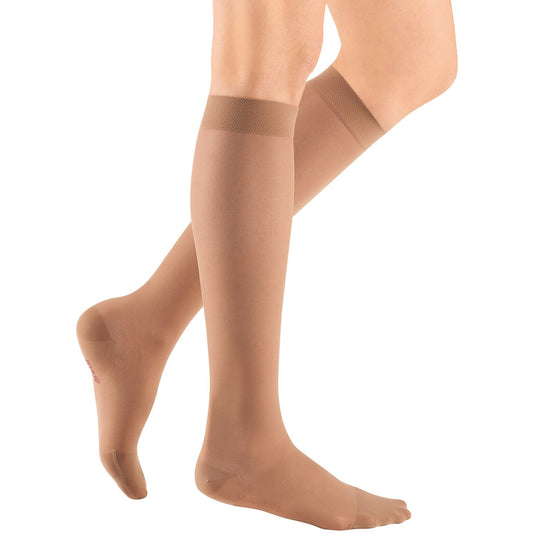 Mediven Sheer & Soft Women's 30-40 mmHg Knee High, Natural