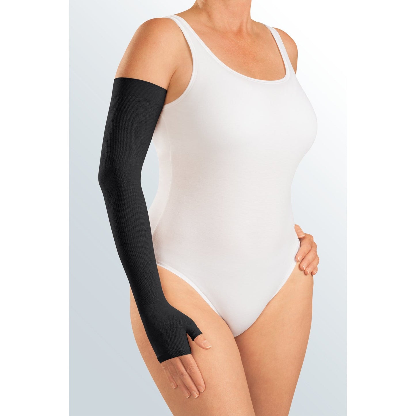 Mediven Harmony Armsleeve 30-40 mmHg w/ Gauntlet and Beaded Silicone Top Band [OVERSTOCK]