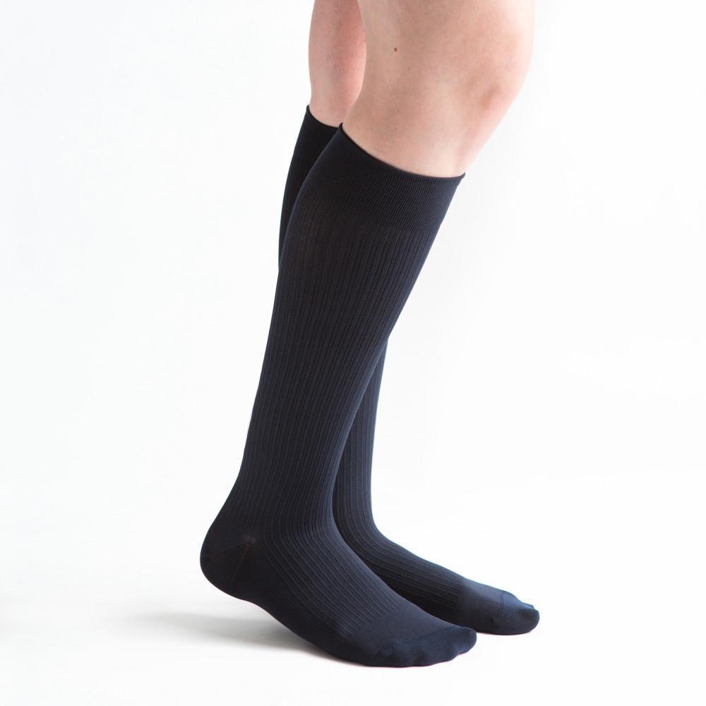 FUTURO™ Revitalizing Trouser Socks for Women, 71042EN, Black, Medium